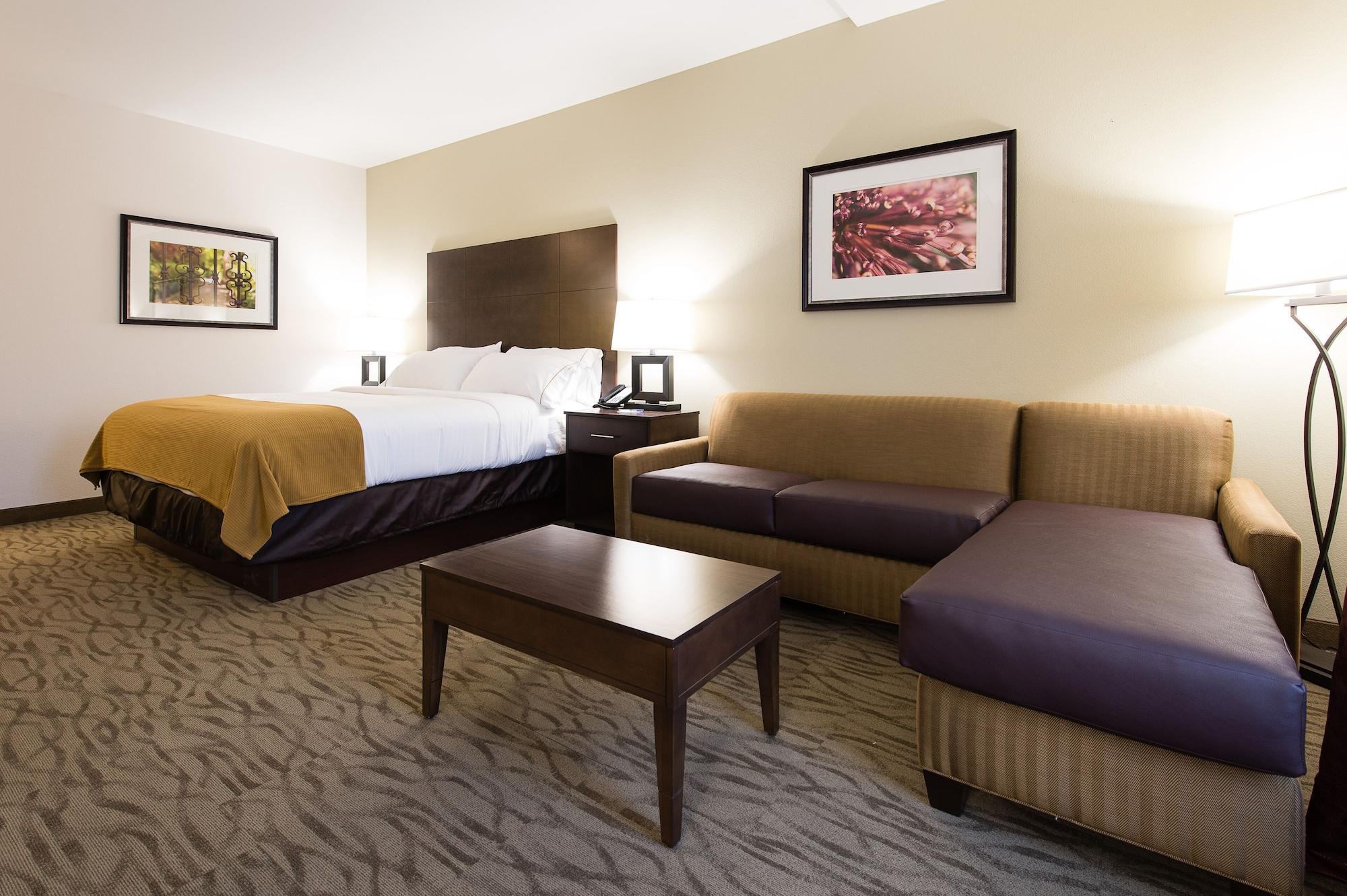 Holiday Inn Express & Suites Aiken By Ihg Екстериор снимка