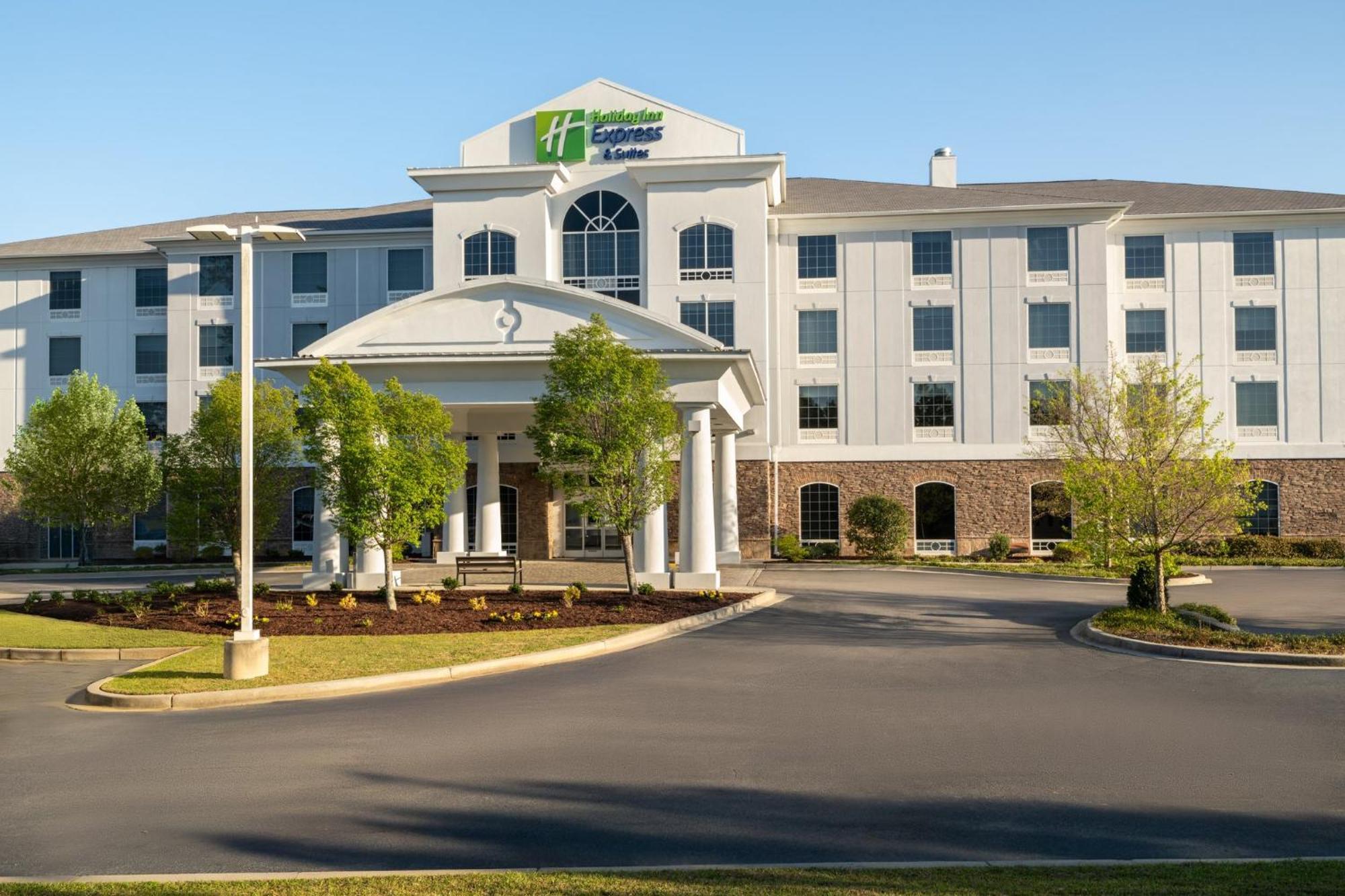 Holiday Inn Express & Suites Aiken By Ihg Екстериор снимка
